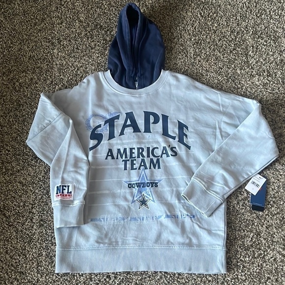 Men's NFL X Staple Gray Dallas Cowboys Oversized Gridiron Vintage-Like Wash Pull - Picture 2 of 8